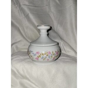 Vintage ceramic trinket box